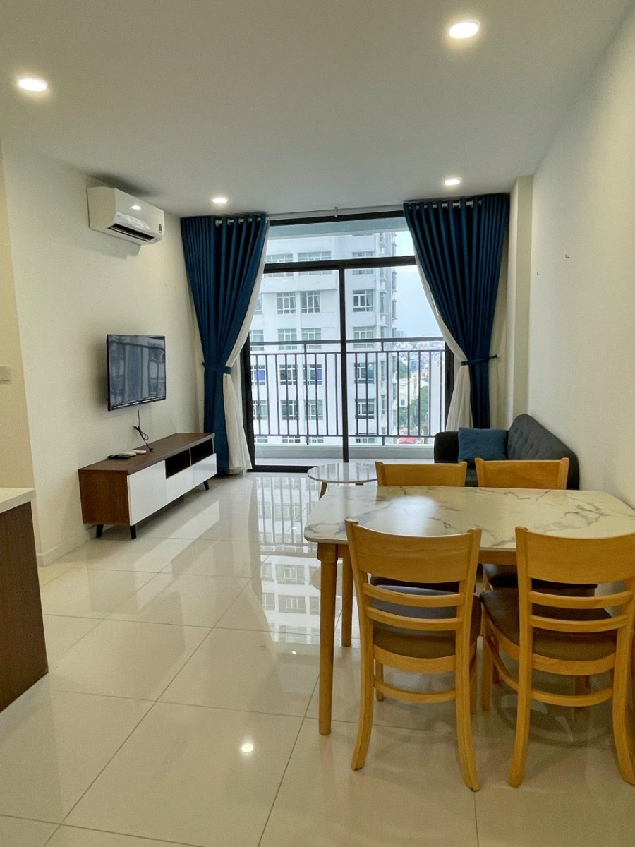 Cần cho thuê căn hộ Giai Việt, 2PN, 2WC tiện ích xung quanh đầy đủ, pháp lý chính chủ