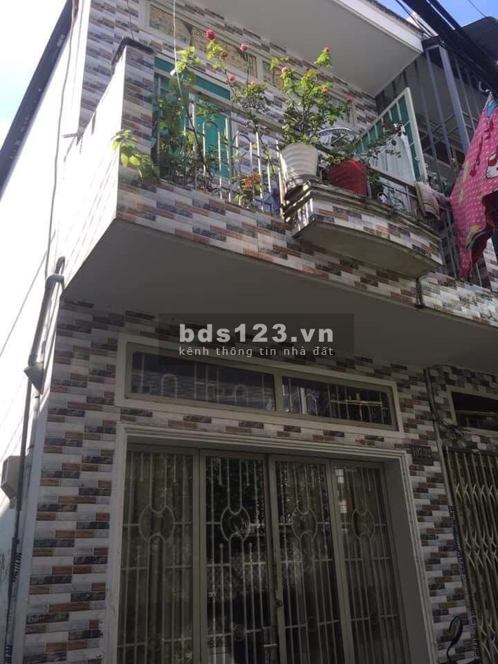 Nhà cách mặt tiền Quang Trung diện tích 90m, 2 tằng dtsd 23m2, giá 2 tỷ4 thương lượng mạnh
