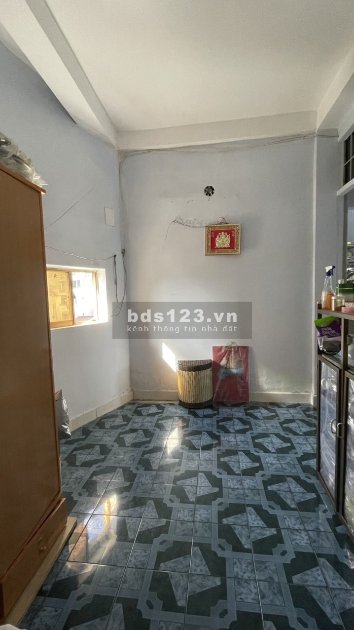 Chính chủ bán nhà chung cư trung tâm Quận 5, sổ chính hồng chính chủ dtsd 62m2, lhcc