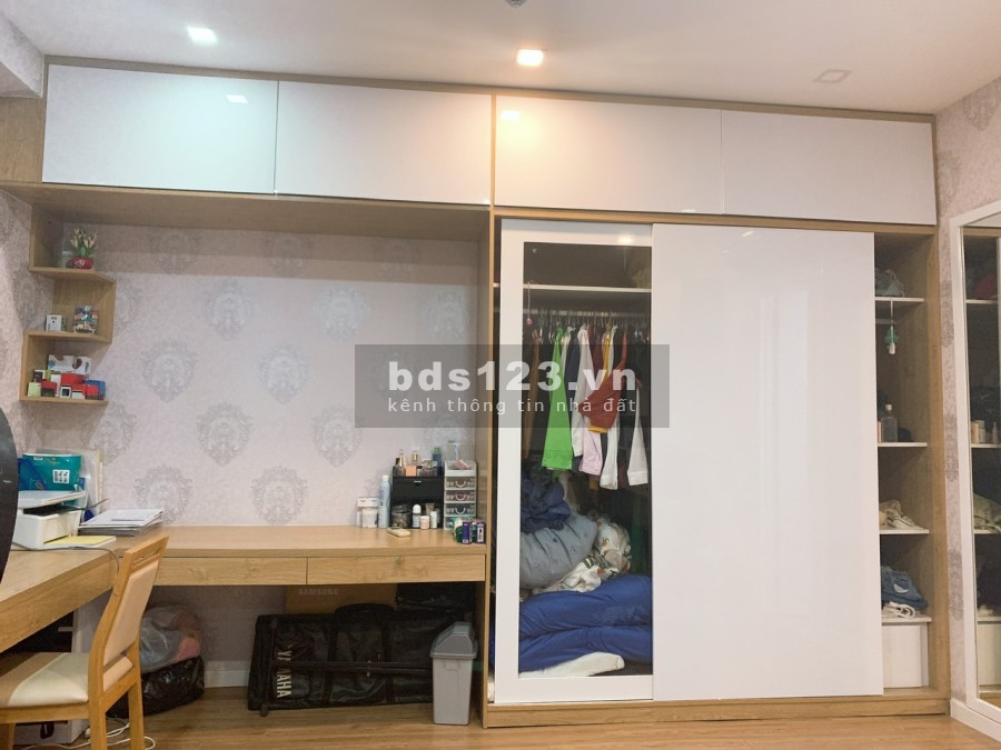 Cho thuê căn hộ M One Q7 giá chỉ 15 triệu, nội thất đầy đủ cho căn 3 phòng. Liên hệ 0878162162