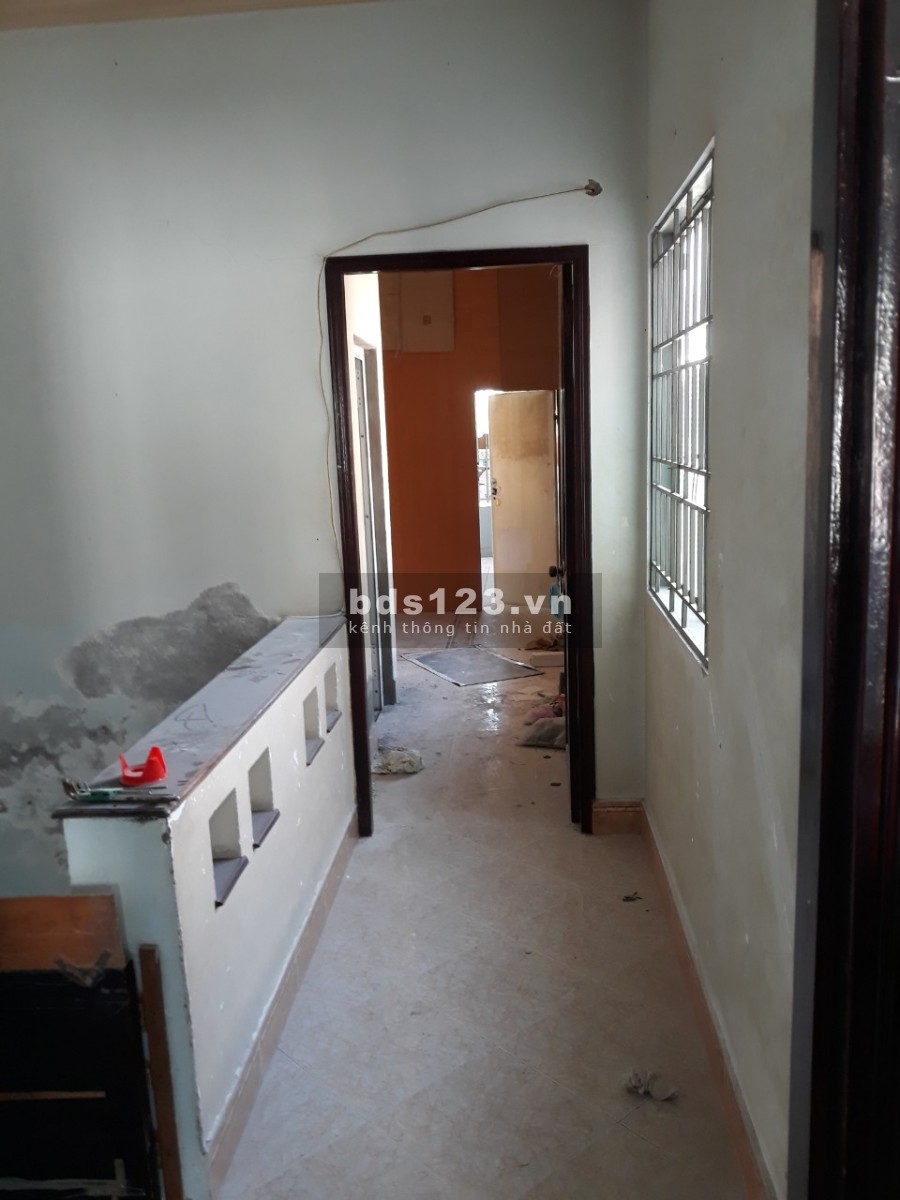 Cần cho thuê nhà nguyên căn dtsd 144m2, ở Bình Chánh giá 16 triệu/tháng, khu dân cư đông