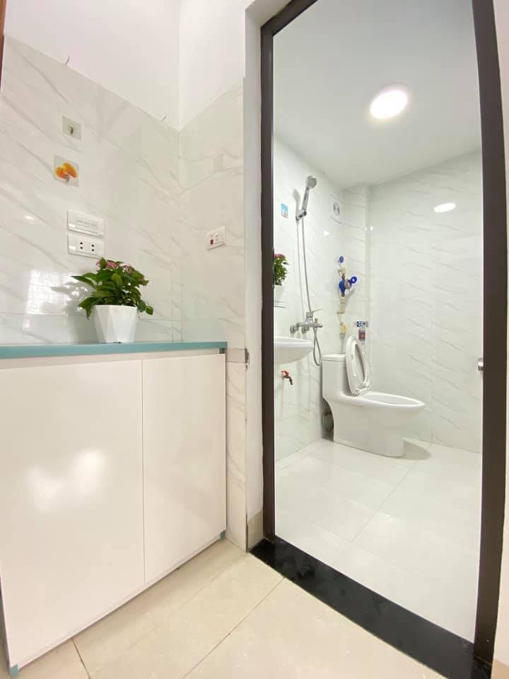 Bán nhà Văn Phú diện tích sử dụng 130m2 đúc kiên cố 5 tầng giá bán chỉ 26 tỷ