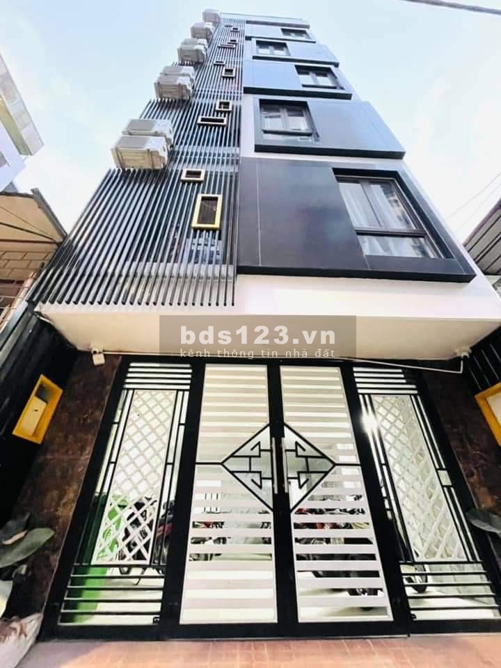 Bán căn hộ chung cư mini Lê Văn Lương, giá tốt tiện đầu tư, pháp lý đầy đủ, khu dân cư
