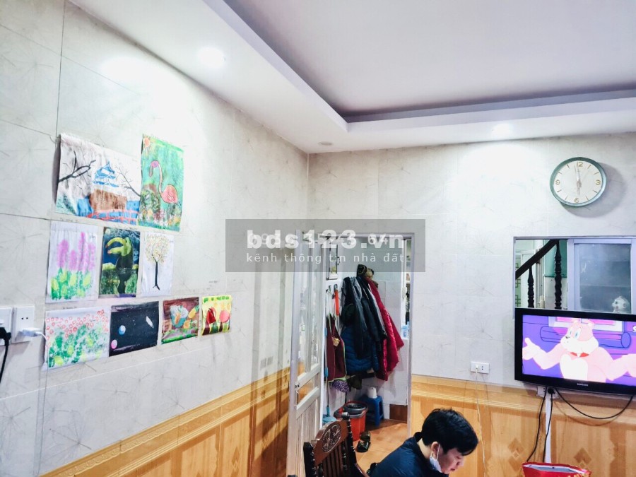 Tôi cần bán nhà 2 tầng DT 36m2 khu phân lô Thanh Xuân giá 3 tỷ 4 có thương lượng
