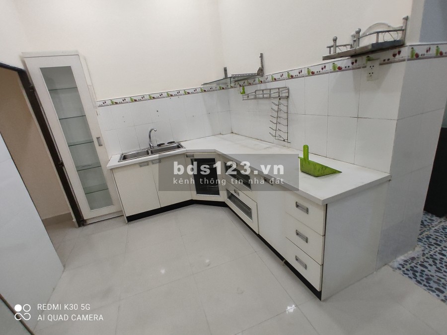 Nhà cho thuê nguyên căn cấp 4 ngay trung tâm Quận Thủ Đức cũ liên hệ 0815889499