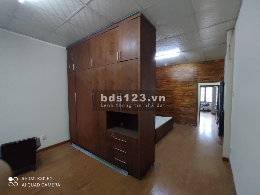Nhà cho thuê nguyên căn cấp 4 ngay trung tâm Quận Thủ Đức cũ liên hệ 0815889499