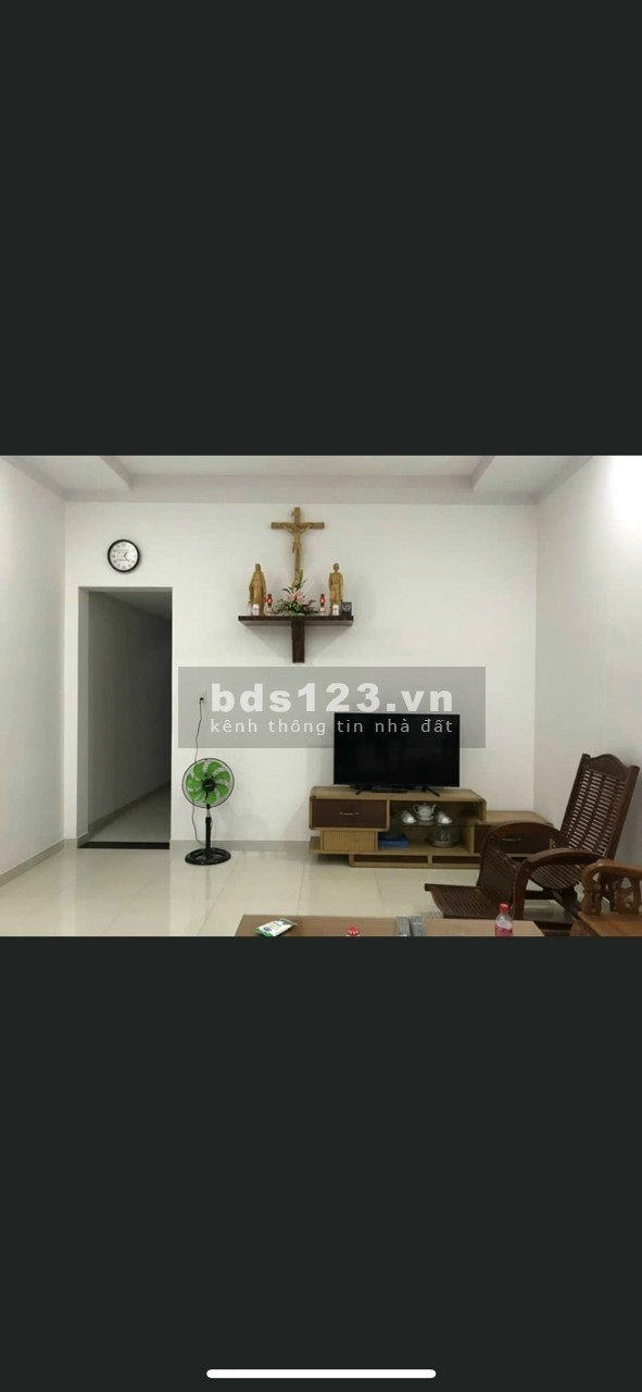 Sổ hồng chính chủ: Diện tích 93,5m2 có 83m2 thổ cư; giá 2tỷ65; ACE quan tâm LH; 0903654786