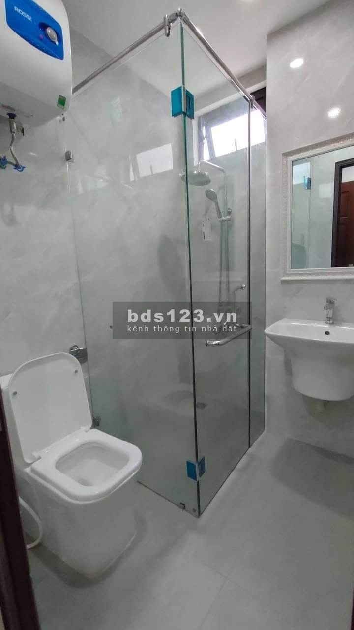 Chính chủ giao bán gấp nhà Nguyễn Hoàng Cầu Giấy 3 thoáng, DT…