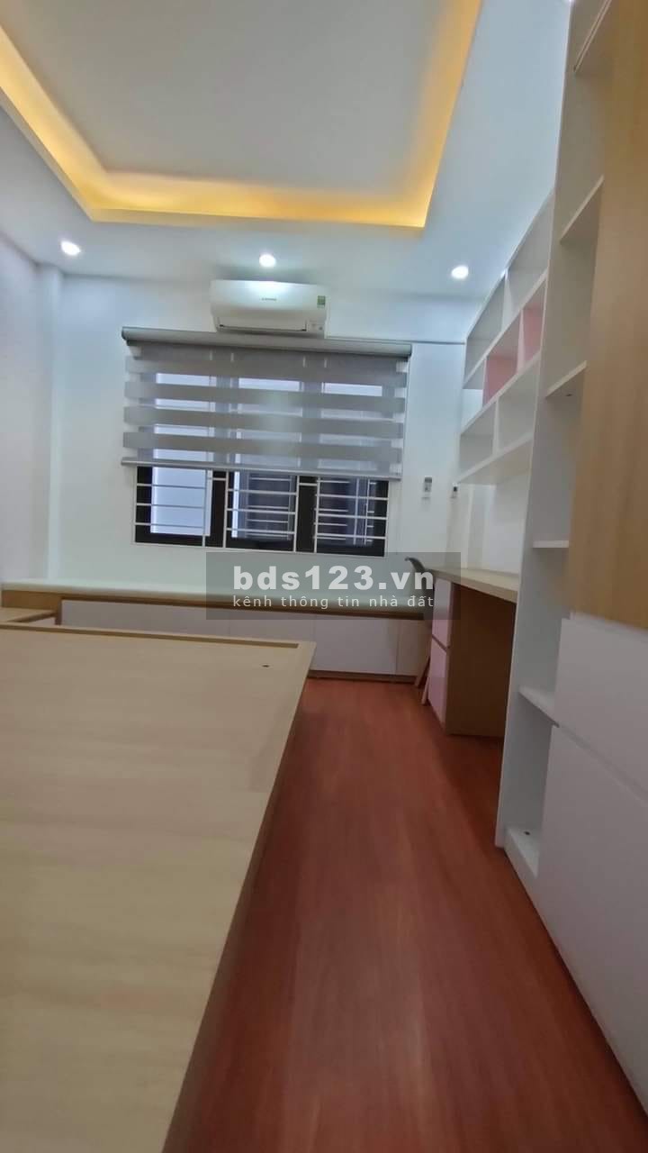 Chính chủ giao bán gấp nhà Nguyễn Hoàng Cầu Giấy 3 thoáng, DT…