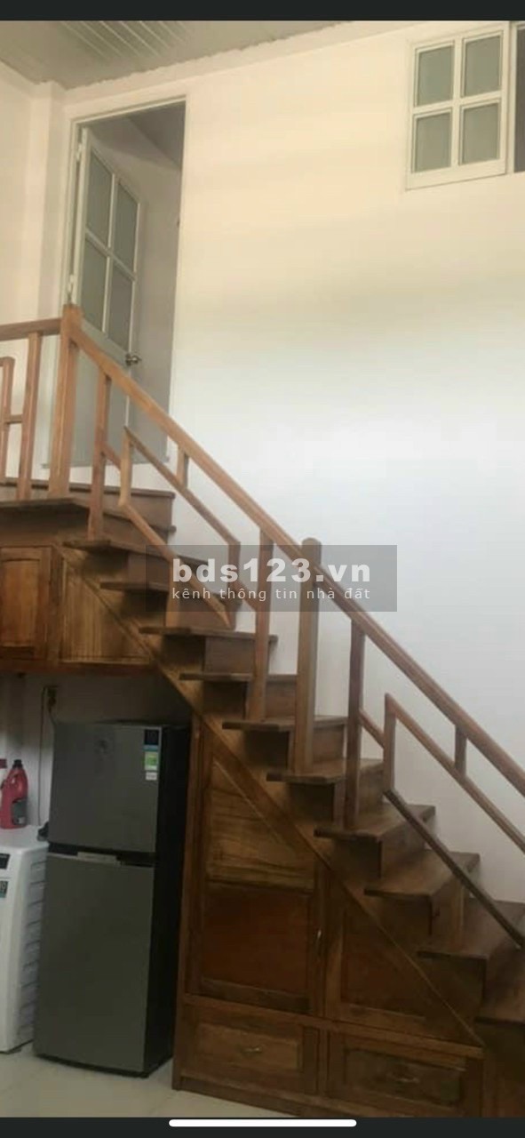 Sổ hồng chính chủ: Diện tích 93,5m2 có 83m2 thổ cư; giá 2tỷ65; ACE quan tâm LH; 0903654786