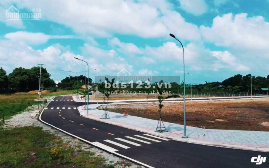 Lô đất đẹp khu dân cư Dubai Bà Rịa mặt tiền đường 12m giá bán chỉ 2.5 tỷ, sổ sẵn chính chủ