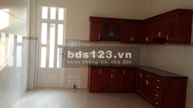 Nhà mới 100% để ở làm văn phòng view sông Sài Gòn giá 15 triệu/tháng, đường lớn khu dân cư