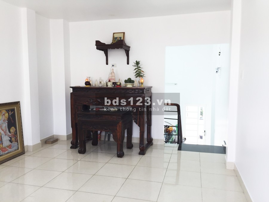 Bán nhà mặt tiền hẻm 147 đường Nguyễn Thị Thập, phường Tân Phú, Quận 7, 5 tầng đúc