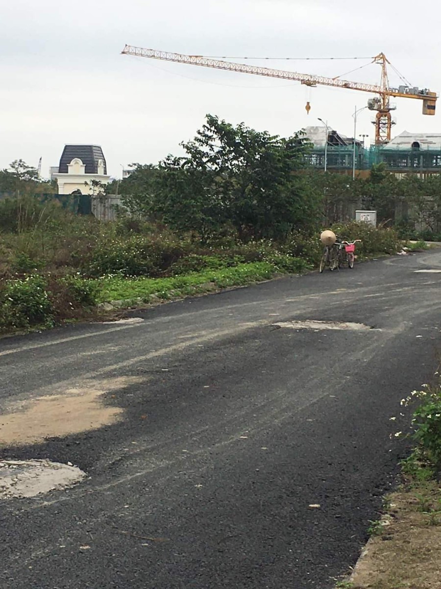 Gia đình cần tiền bán lô đất dt 125m2, đất dịch vụ xã Vân Canh, Hoài Đức, giá bán 9.1 tỷ