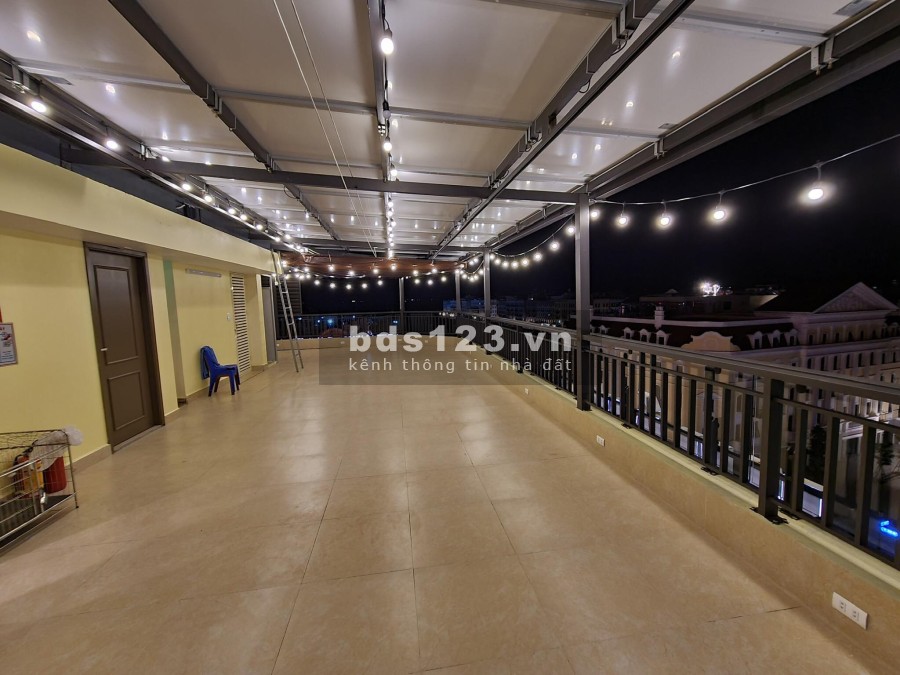 Bán khách sạn 120m2 mặt đường Hạ Long, có thể thiết kế 16 phòng+1 nhà hàng tầng 1.