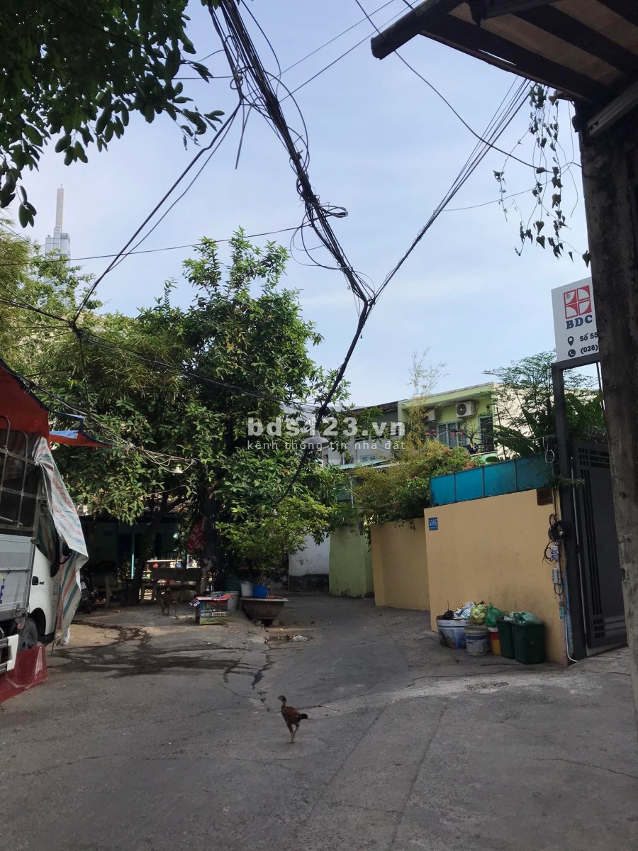 Nhà bán 1 trệt 1 lầu, Điện Biên Phủ, ngay ngã tư hàng xanh, đại học Hutech, giá tốt 2.2 tỷ
