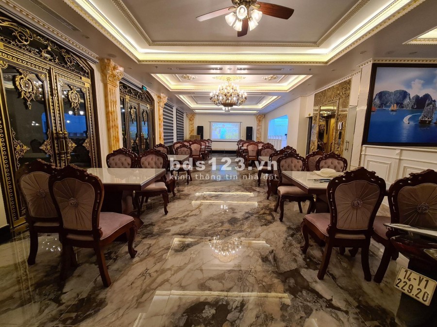 Bán khách sạn 120m2 mặt đường Hạ Long, có thể thiết kế 16 phòng+1 nhà hàng tầng 1.