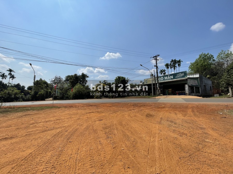 Bán gấp đất bình phước giá rẻ 1000m2, đất sào ngang 12m-13m-16m-17m * dài 77m-88m-99m gần UBND, KDL