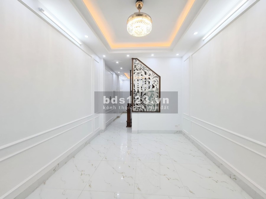 Bán nhà Tả Thanh Oai 2 mặt thoáng, diện tích sử dụng 40m2, 4 tầng đúc kiên cố, giá 2.45 tỷ