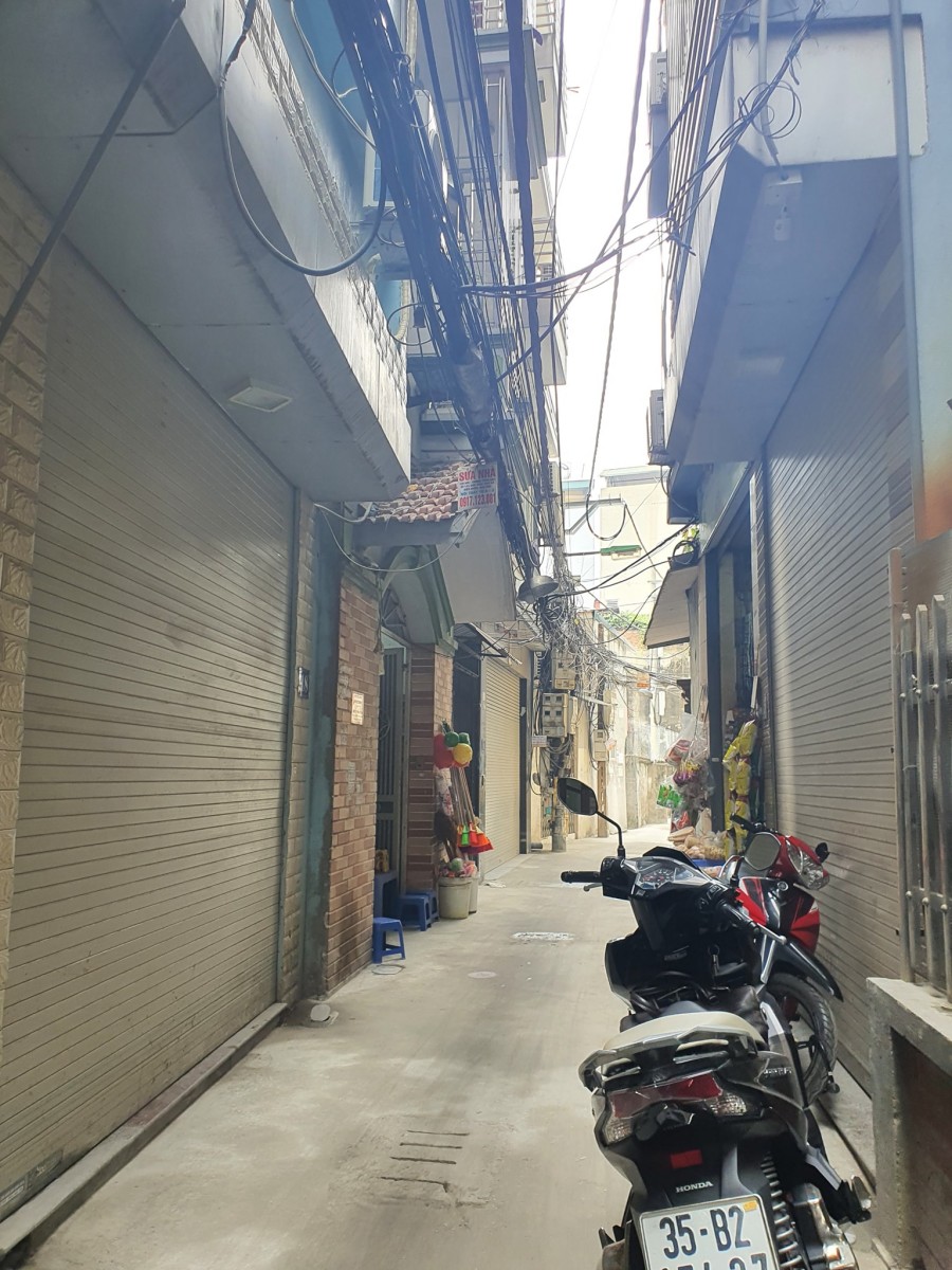 Bán nhà phố Lạc Long Quân, Phân Lô 10m ô tô đỗ, 2 ngõ đi, dt 50m2, 4 tầng, giá 6.62 tỷ 0972160106