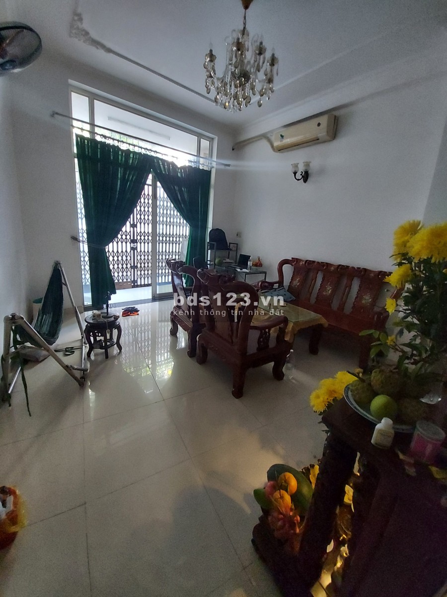 Nhà chính chủ cần bán nhanh dtsd 70m2, giá bán 6.8 tỷ, hẻm 100 Lê Văn Duyệt, Bình Thạnh