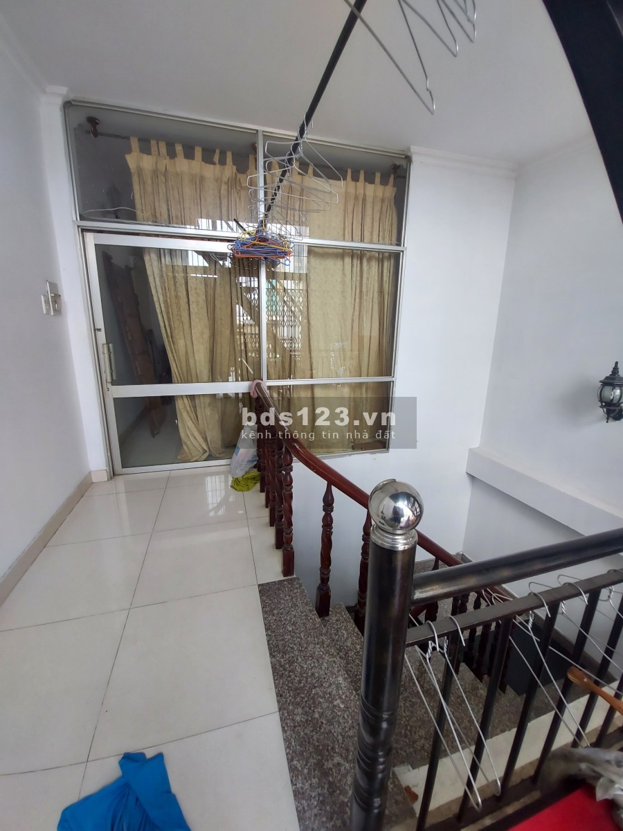 Nhà chính chủ cần bán nhanh dtsd 70m2, giá bán 6.8 tỷ, hẻm 100 Lê Văn Duyệt, Bình Thạnh