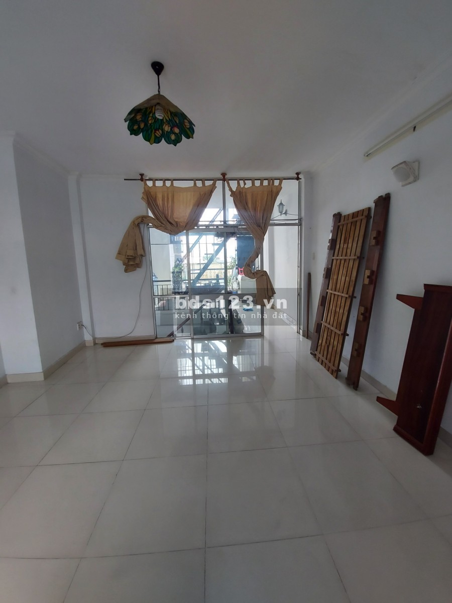 Nhà chính chủ cần bán nhanh dtsd 70m2, giá bán 6.8 tỷ, hẻm 100 Lê Văn Duyệt, Bình Thạnh