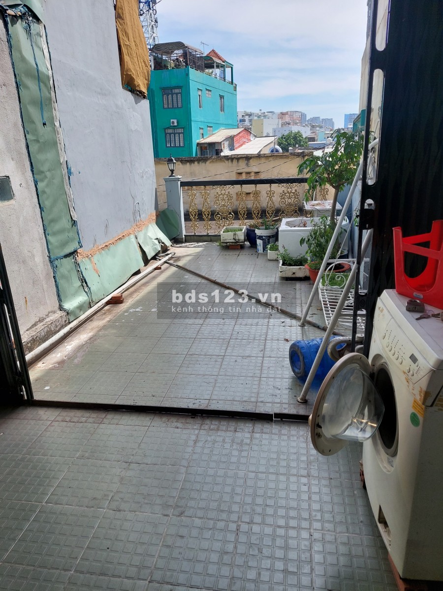 Nhà chính chủ cần bán nhanh dtsd 70m2, giá bán 6.8 tỷ, hẻm 100 Lê Văn Duyệt, Bình Thạnh