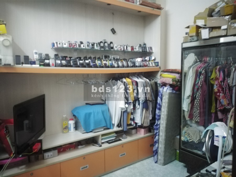 Bán nhà nguyên căn phố hẻm cụt, giá bán 4.5 tỷ, diện tích sử dụng 40m2 lh 0788506826