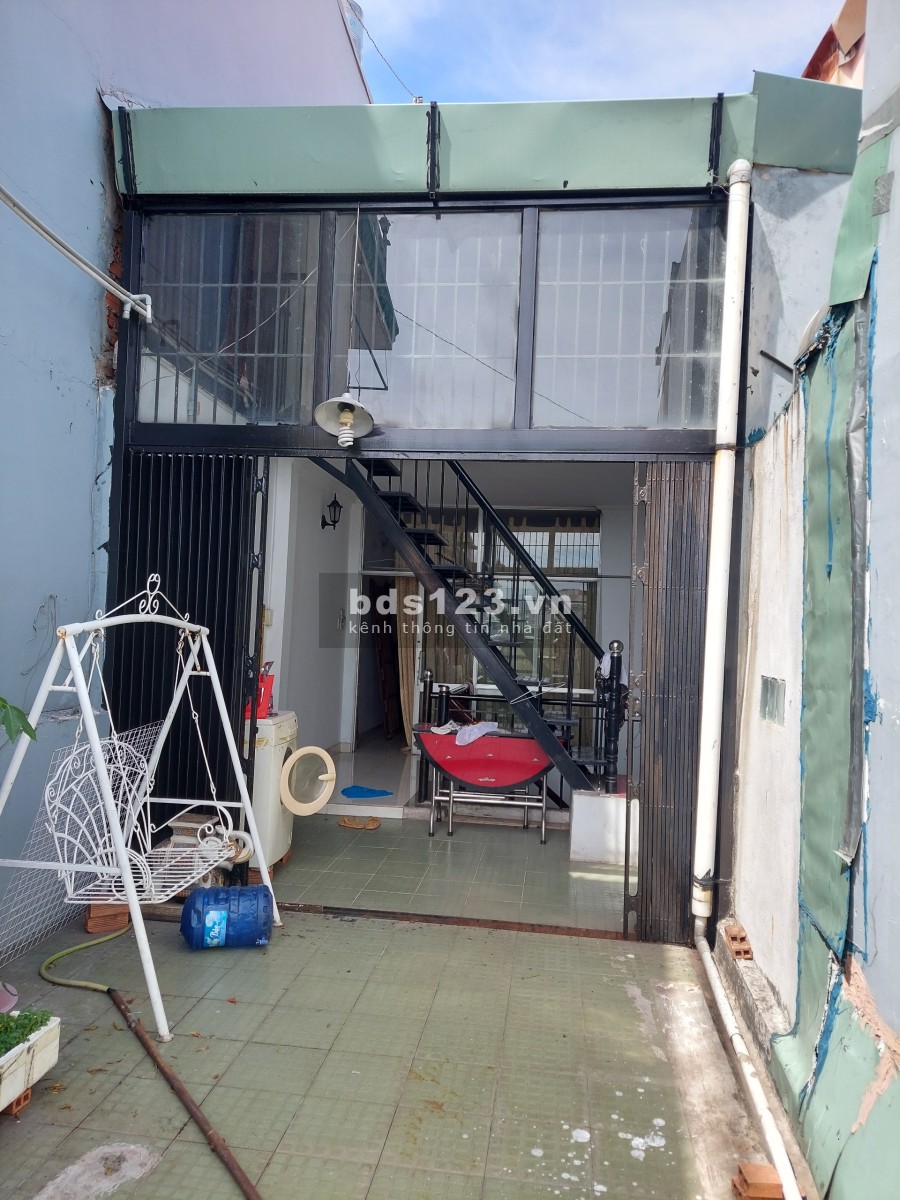 Nhà chính chủ cần bán nhanh dtsd 70m2, giá bán 6.8 tỷ, hẻm 100 Lê Văn Duyệt, Bình Thạnh