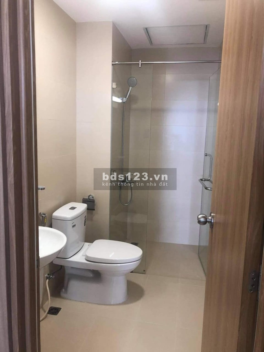Cần bán căn chung cư Carillon 7, diện tích sử dụng 71m2 giá bán chỉ 3 tỷ tầng cao thông thoáng