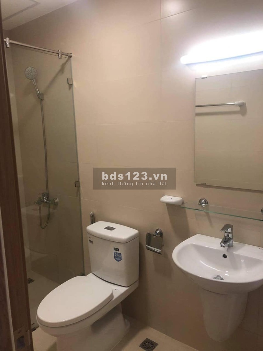 Cần bán căn chung cư Carillon 7, diện tích sử dụng 71m2 giá bán chỉ 3 tỷ tầng cao thông thoáng
