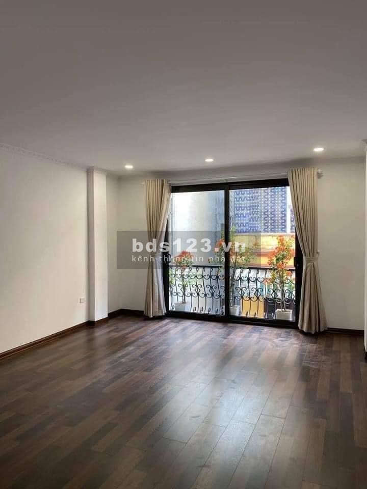 Bán nhà mặt phố Phan Chu Trinh, phố VIP, 32m2, 6 tầng, MT 4,2m, giá 27 tỷ