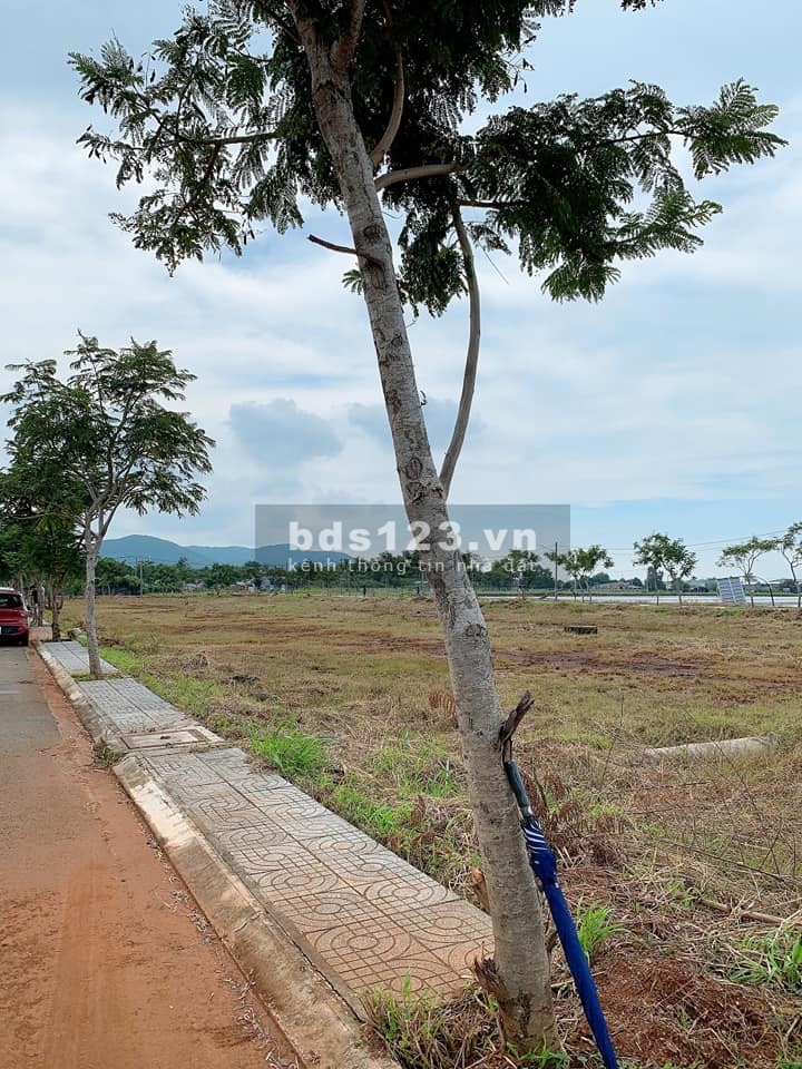 Cần bán lô đất đẹp trong khu dân cư trung tâm hành chính Bà Rịa, cơ sở hạ tầng hoàn thiện