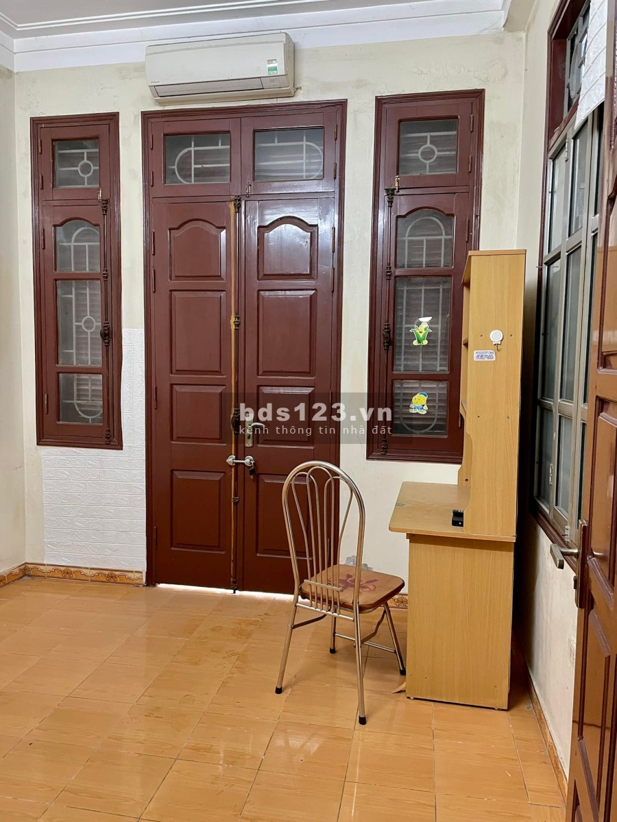 Bán nhà đẹp Phạm Văn Đồng, ô tô đỗ cửa, diện tích sử dụng 38m2, đúc 4 tầng giá bán 3.8 tỷ