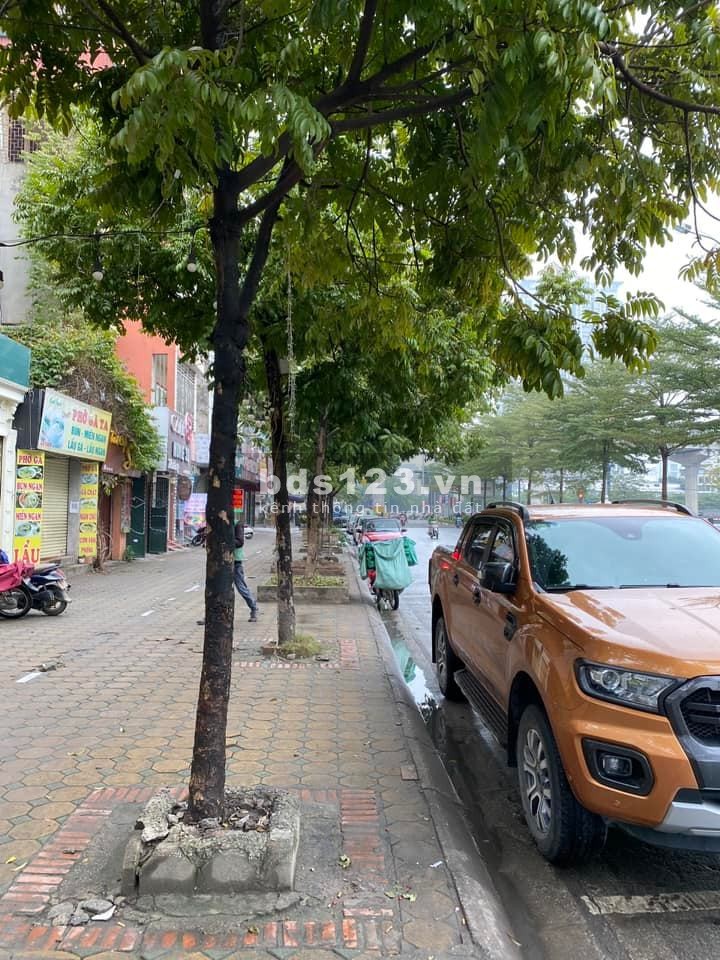 Bán nhà mặt phố Nguyễn Hữu Thọ, Linh Đàm, 138m2, 33 tỷ, xây 4 tầng, mt: 4.5m, nhà 2 mặt phố.
