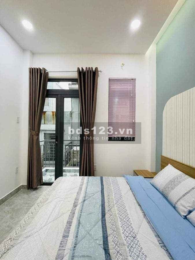 Trả nợ ngân hàng bán gấp nhà p11 Quận 3 Cách Mạng Tháng 8 giá bán chỉ 3,8 tỷ