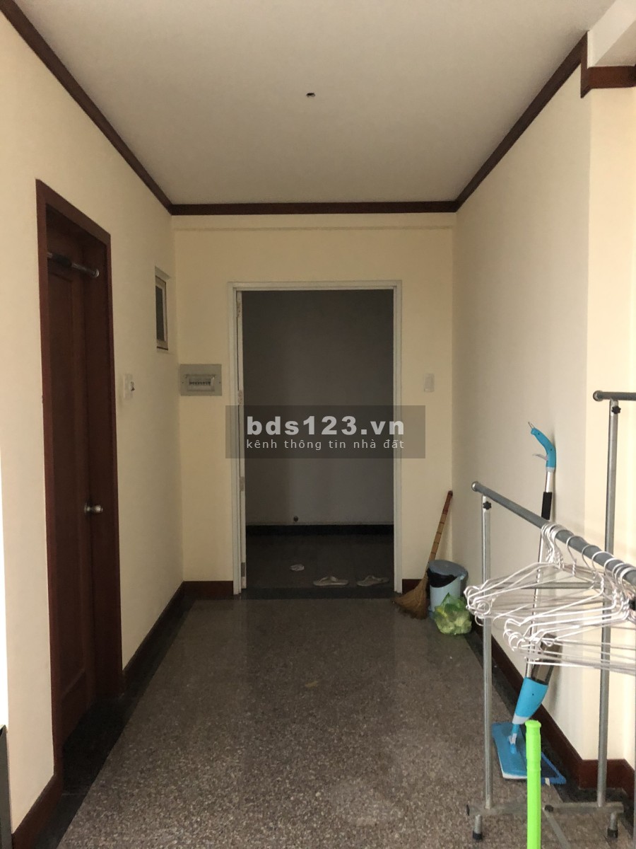 Cho thuê căn hộ thông tầng Hoàng Anh Gold House liên hệ 0902261384, giá 14.9 triệu/tháng