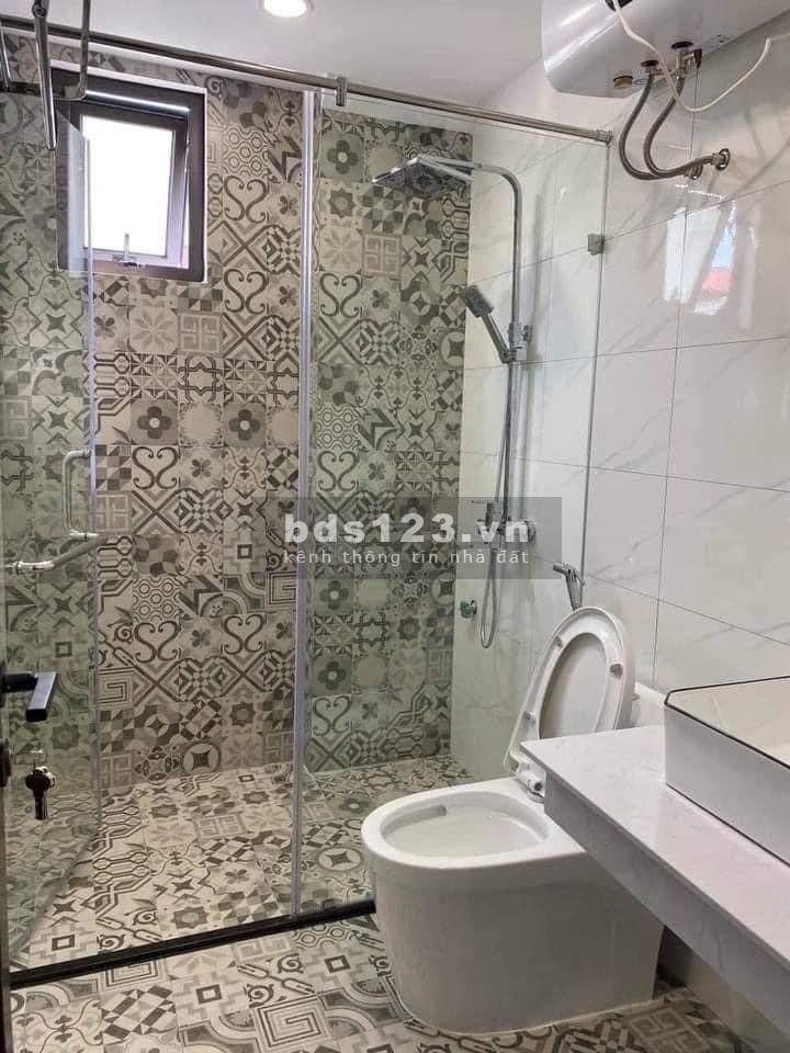 Bán nhà mặt phố Phan Chu Trinh, phố VIP, 32m2, 6 tầng, MT 4,2m, giá 27 tỷ