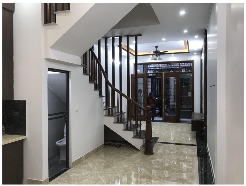 Bán nhà mới Keng, Tân Mai, Quận Hoàng Mai, ở ngay, dtsd 50m2, 5 tầng, mt 4m, ô tô 30m, giá 5.75 tỷ