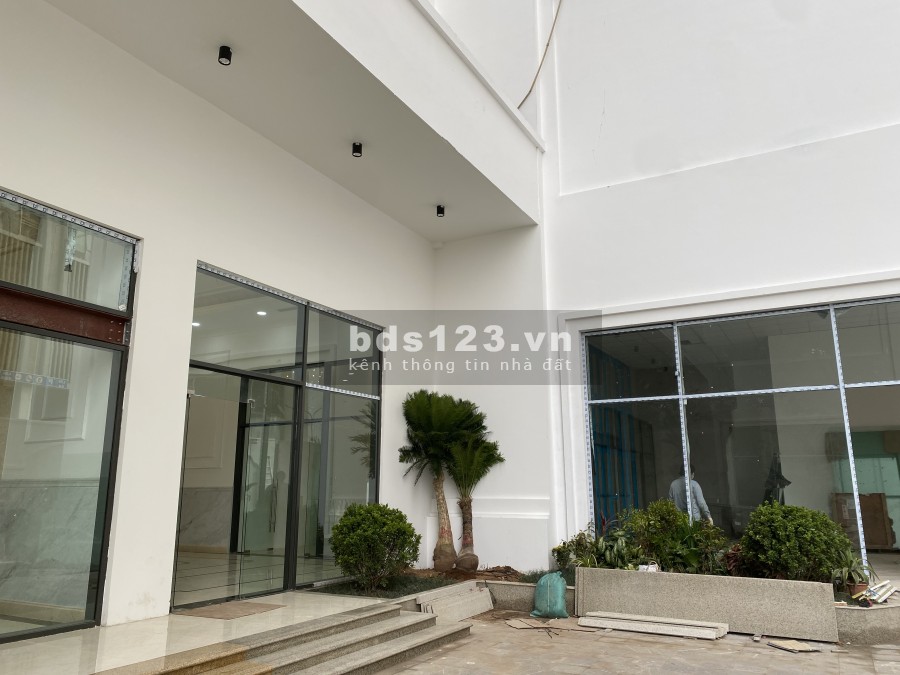 Bán căn hoa hậu 94m ban công Đông Nam dự án Housinco Premium Nguyễn XiểnNhận nhà tháng 3 /2022
