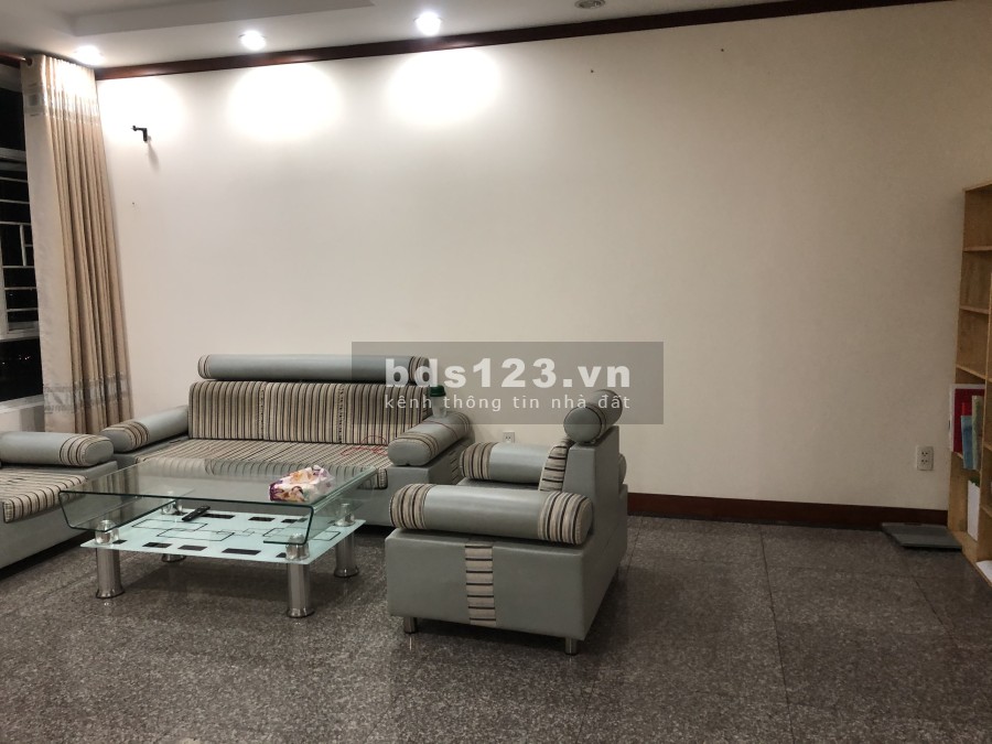 Cho thuê căn hộ thông tầng Hoàng Anh Gold House liên hệ 0902261384, giá 14.9 triệu/tháng