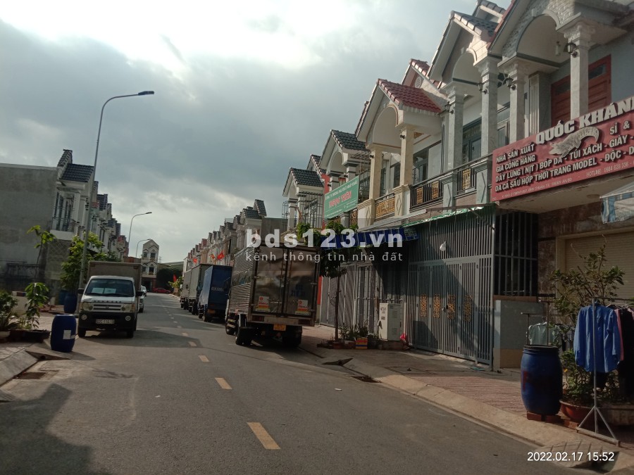 Bán nhà sổ riêng ngay trung tâm Tp. Thuận An, thổ cư 100% liên hệ trực tiếp 0931773459