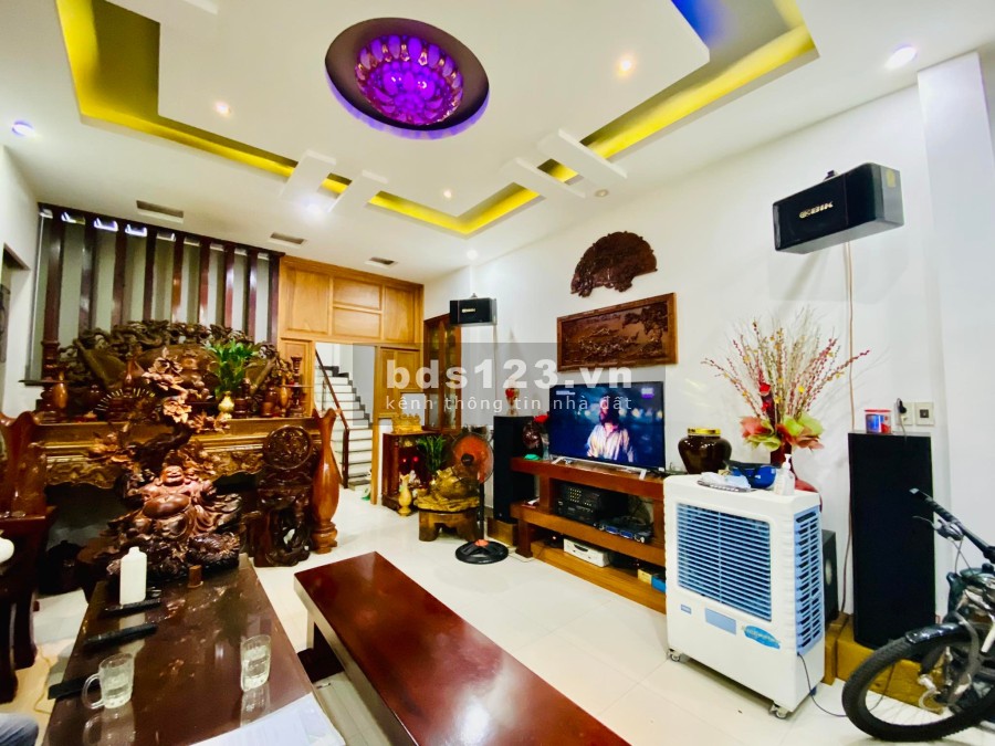 Hẻm xe hơi đỗ cửa đẹp nhất Lê Trọng Tấn diện tích 55m2 giá chỉ với 4,6 tỷ pháp lý đủ
