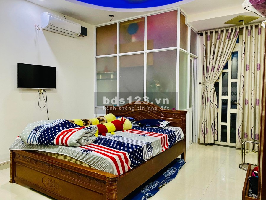 Hẻm xe hơi đỗ cửa đẹp nhất Lê Trọng Tấn diện tích 55m2 giá chỉ với 4,6 tỷ pháp lý đủ