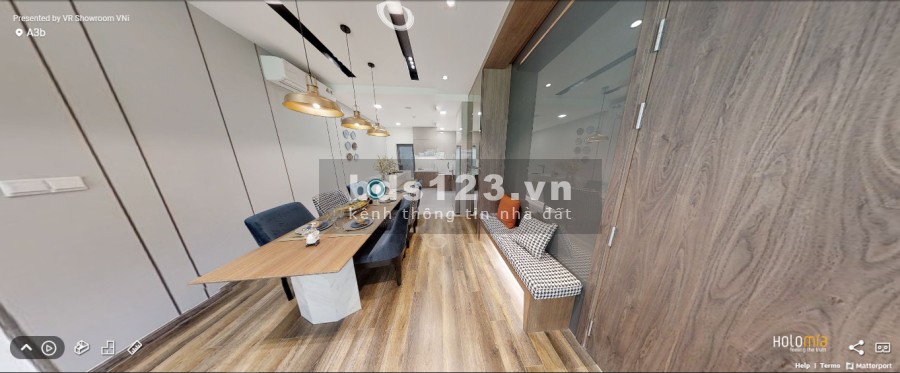 Cần chuyển nhượng căn hộ 2pn Diamond Brilliant dtsd 96m2, view công viên lớn và hồ bơi