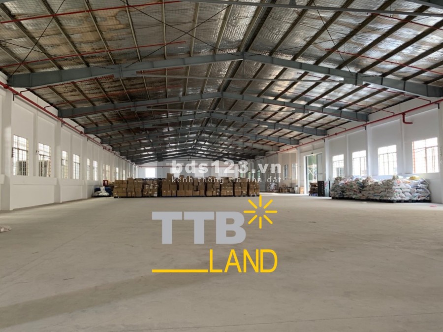 Cho thuê kho xưởng diện tích 1800m2 Xa Lộ Hà Nội, p. Linh Trung, Q. Thủ Đức, TP Thủ Đức