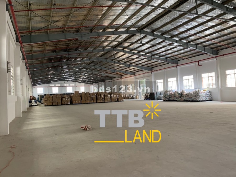 Cho thuê kho xưởng diện tích 1800m2 Xa Lộ Hà Nội, p. Linh Trung, Q. Thủ Đức, TP Thủ Đức