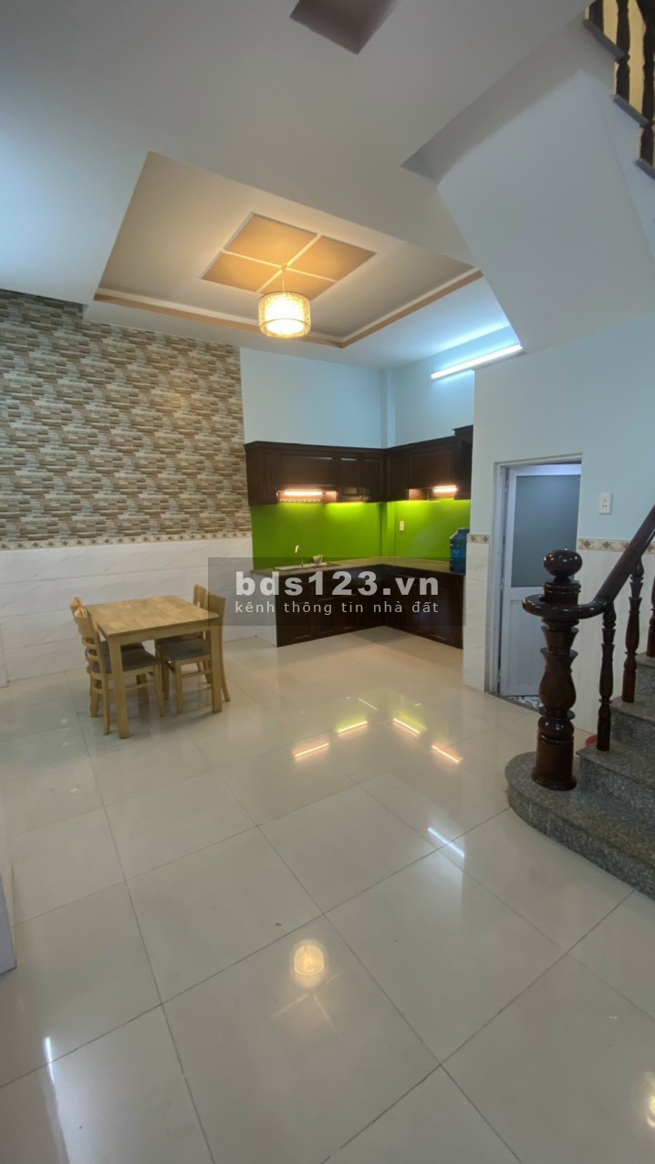 Cho thuê nhà nguyên căn 4pn Hương Lộ 2 giá 10 triệu/tháng, liên hệ 0915718879