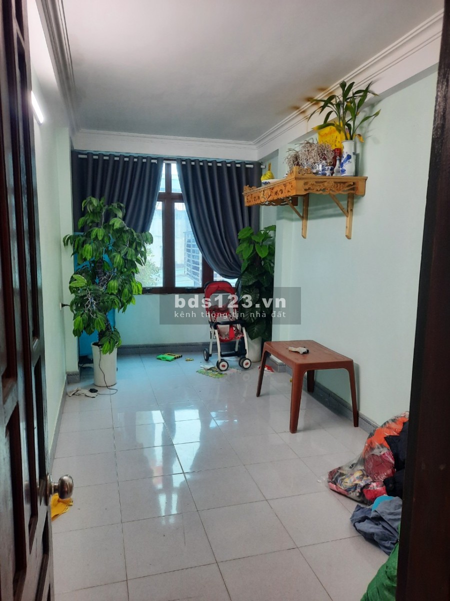 Gia đình mình cần b.á.n căn hộ tại Nam Dư, Hà Nội nhà chính chủ, vị trí đắc địa, tiện ích đủ